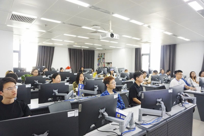 讲座2.jpg