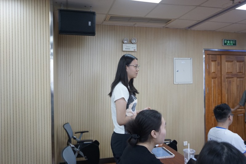 讲座二同学提问.jpg